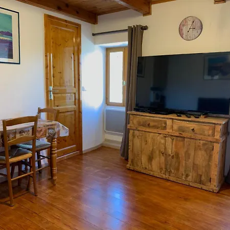 Maison Pauline * Galeria (Corsica)